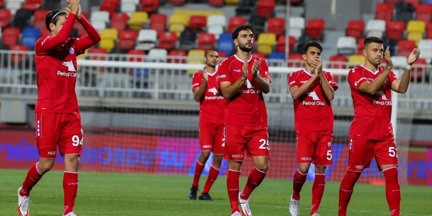 Altınordu: 1 - Menemenspor: 0