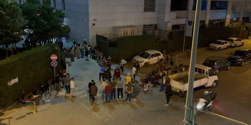 İzmir'de iki aile arasında çıkan kavgada 1 kişi öldü, 5 kişi yaralandı