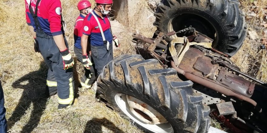 Denizli’de traktörün altında kalan kişi öldü