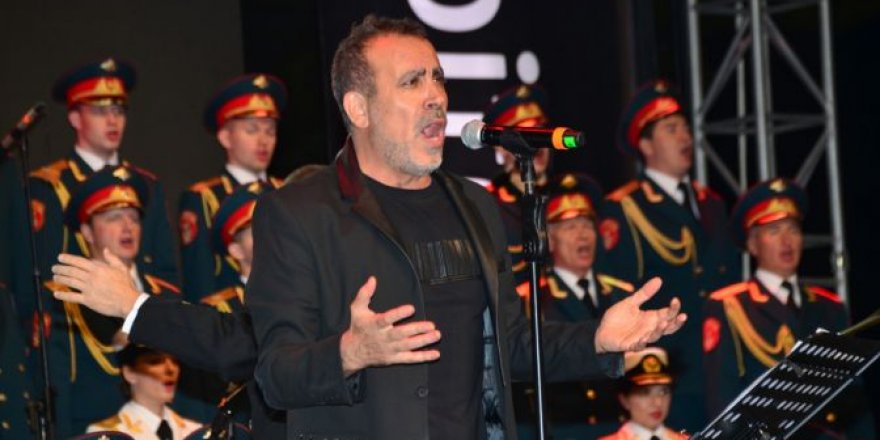 Rus Kızılordu Korosu ve Haluk Levent Manavgat’ta konser verdi