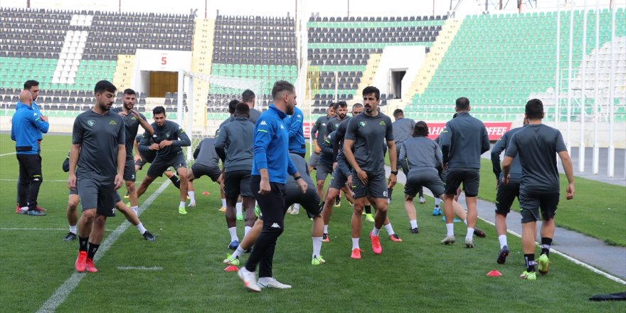Denizlispor Teknik Direktörü Gülpınar, Balıkesirspor maçı öncesi takımını değerlendirdi