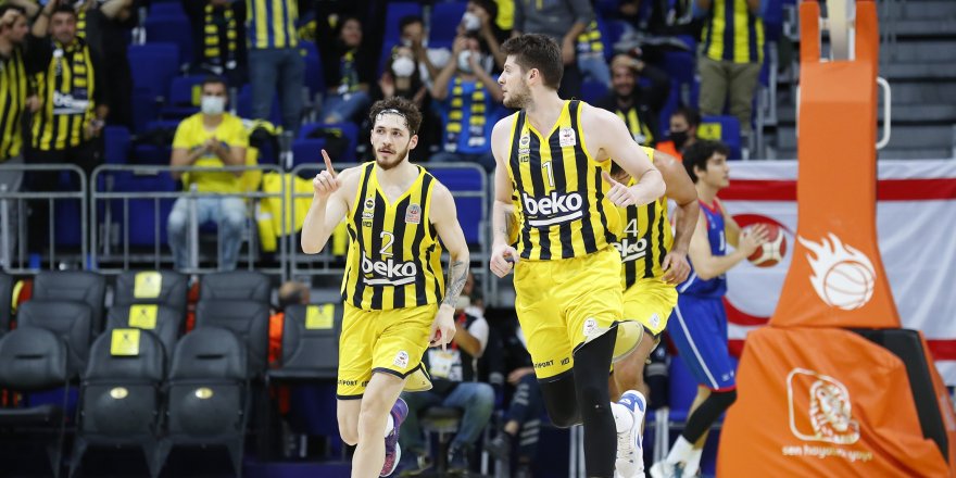 Fenerbahçe Beko: 90 - Anadolu Efes: 68