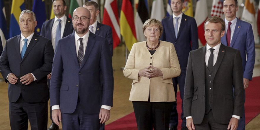 Almanya Başbakanı Merkel, AB Liderler Zirvesi'ne son kez katıldı