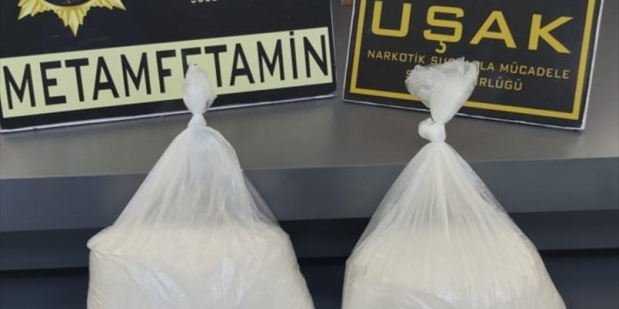 Uşak'ta cips paketlerinde 2 kilogram metamfetamin ele geçirildi