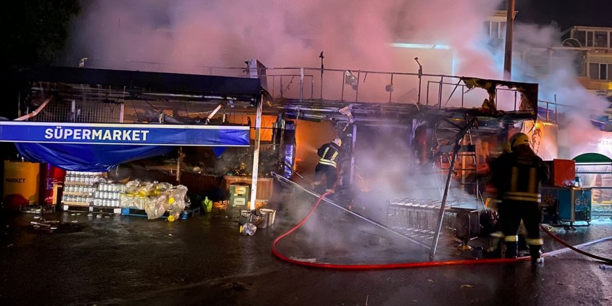 Bodrum'da markette çıkan yangın söndürüldü