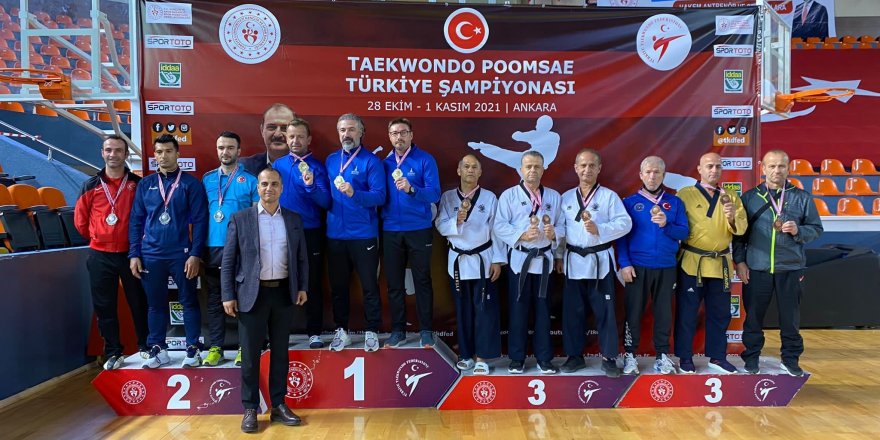 Çiğli Belediyesi Taekwondo Takımı 3 bronz madalya kazandı