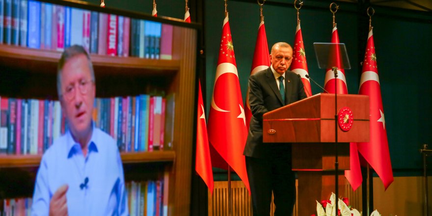 Cumhurbaşkanı Erdoğan: "Bu şahsın milletvekilliğinin sonlandırılması dahil en ağır bedelleri ödemesi için siyasi ve hukuki tüm imkanları kullanacağız"