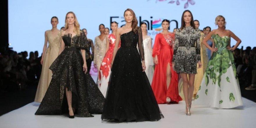 IF Wedding Fashion İzmir’de defile rüzgarı