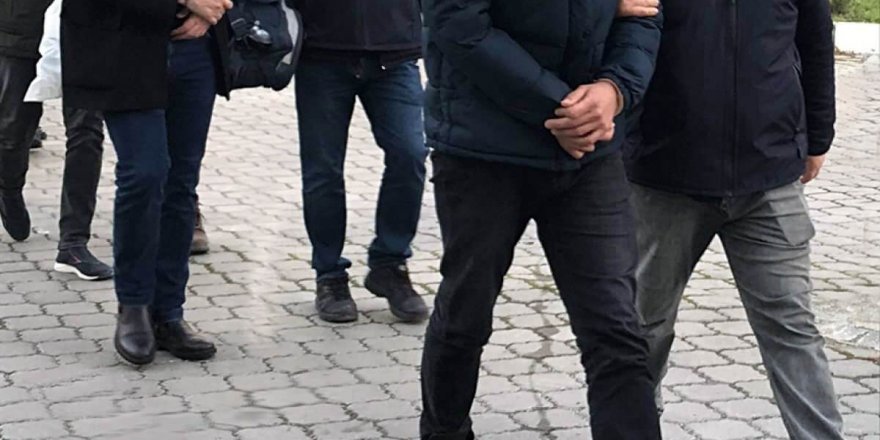 İzmir’de FETÖ’nün gaybubet evlerine operasyon: 31 gözaltı