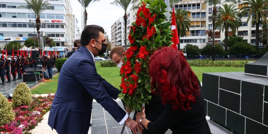 İzmir ve Denizli'de 24 Kasım Öğretmenler Günü kutlandı