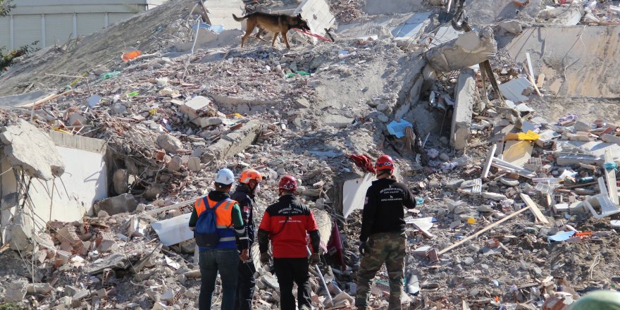 Depremde 11 kişinin öldüğü apartmanın müteahhidi: “Benim inşaatlarım yıkılmaz”