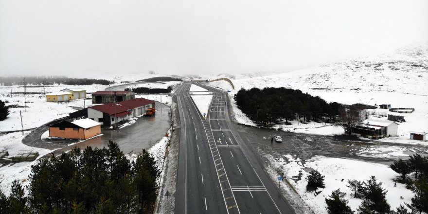 Erzincan’ın yüksek kesimlerinde kar yağışı