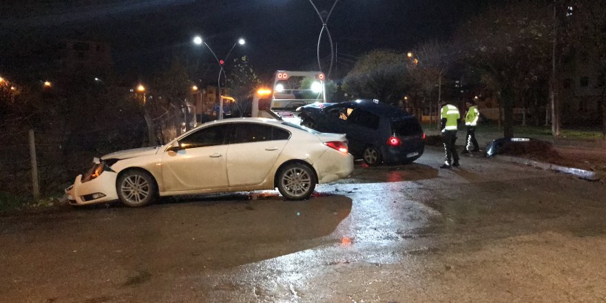 Elazığ’da trafik kazası: 4 yaralı