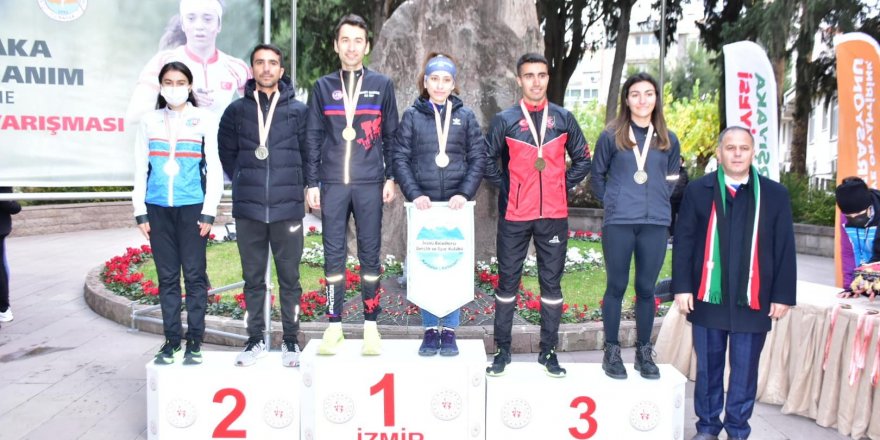 İnönü Belediyesi sporcuları İzmir Yarışları'nda madalyaları topladı