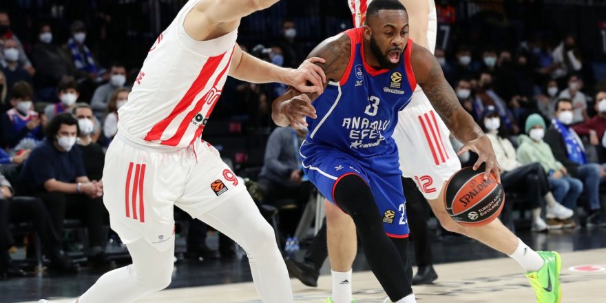 Anadolu Efes: 84 - Kızılyıldız: 83