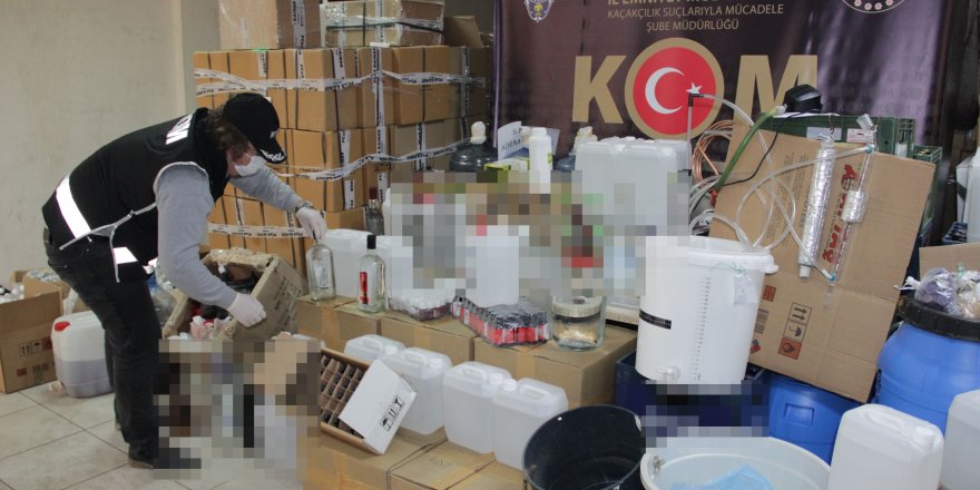 İzmir'de binlerce litre sahte/kaçak içki ele geçirildi