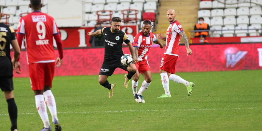 Ziraat Türkiye Kupası: FT Antalyaspor: 2- GZT Giresunspor: 1