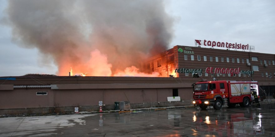 Aksaray’da benzin istasyonunun restoran ve oteli alev alev yandı