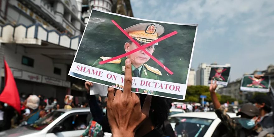 Myanmar'daki darbe karşıtı gösterilerde bir kişi daha vuruldu: Ölenlerin sayısı 7'ye yükseldi