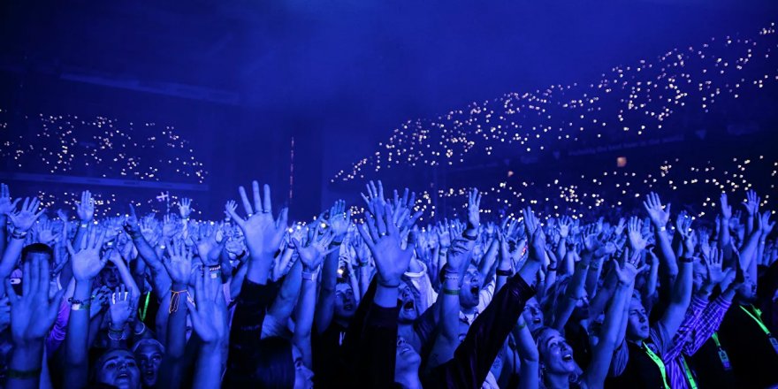 Eğlence yerlerine 'gürültü' düzenlemesi: 'Hassas alan' bölgesinde 24.00'ten sonra canlı müzik yasak