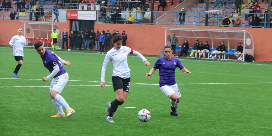 Kdz. Ereğli Belediyespor, Altay'ı 4-0 mağlup etti