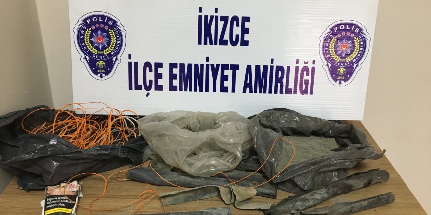 Kaçak kazı yapan 4 kişi suç aletleriyle birlikte yakalandı