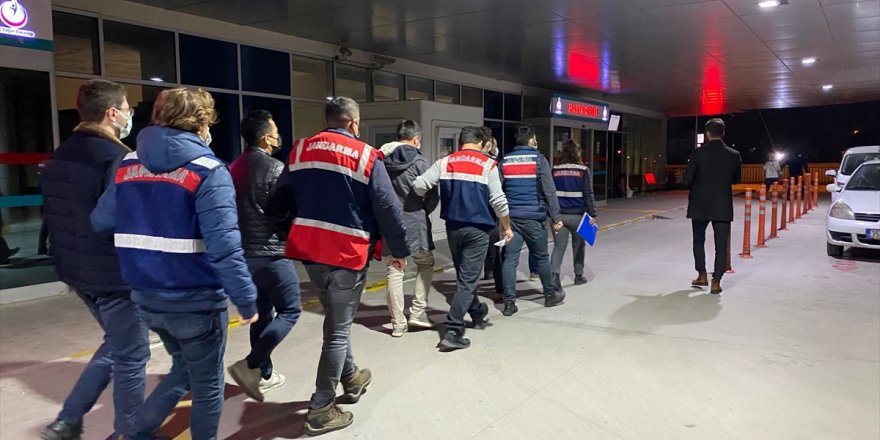 İzmir merkezli 40 ilde FETÖ soruşturmasında 185 gözaltı kararı (Video)