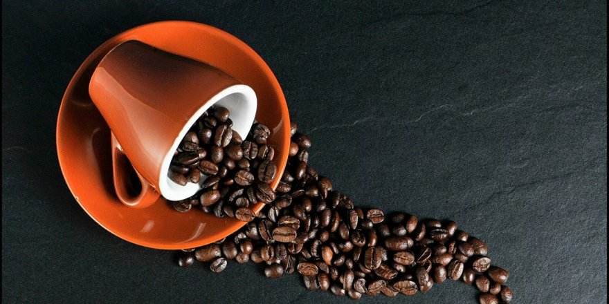'Aşırı kahve tüketimi beyin hasarı ve bilişsel bozulmaya neden olabilir'
