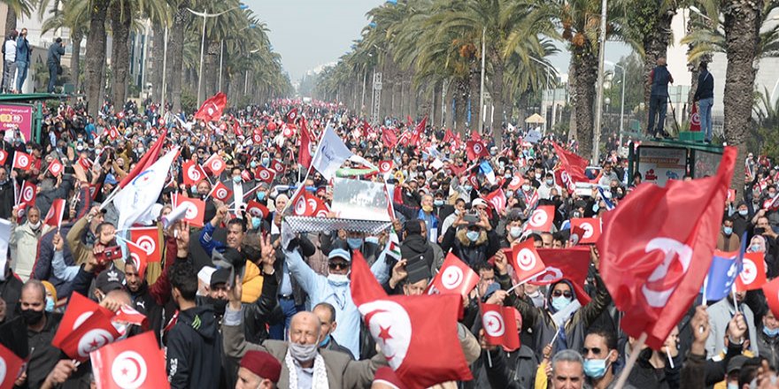 Tunus'ta Ennahda Partisi destekçileri gösteri düzenledi