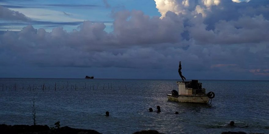 Peru, Tonga'daki yanardağ patlamasının ardından limanlarını kapatıyor