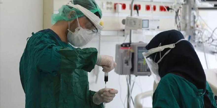 Türkiye’de görev yapan yabancı uyruklu doktorlar: ‘Sigortamız bile yok, maaş asgari ücretin altında, geçinemiyoruz’