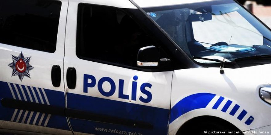 İzmir'de operasyon yapılan 'gizli oluşum'dan iki savcı ve AKP'liler çıktı