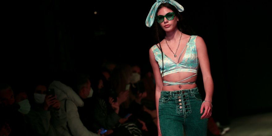 8. İzmir Fashion Week yeni tasarımları modaseverlerle buluşturuyor
