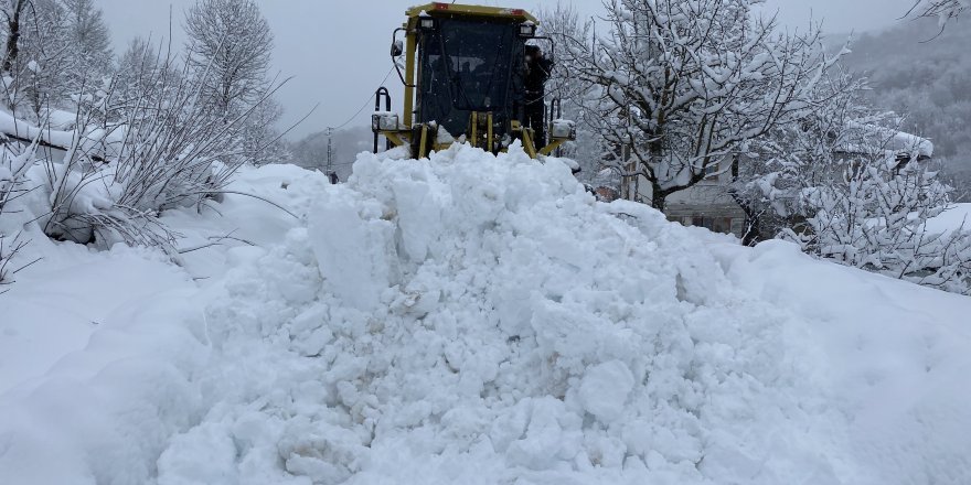 Bartın’da kar kalınlığı 1,5 metreye ulaştı