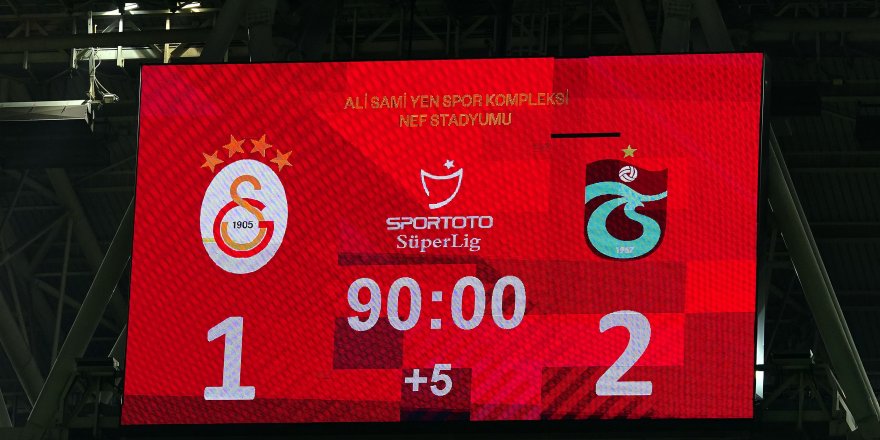 Galatasaray son 12 maçta 1 galibiyet aldı