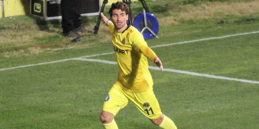 Menemenspor’un gol yükünü Ahmet Sagat çekiyor