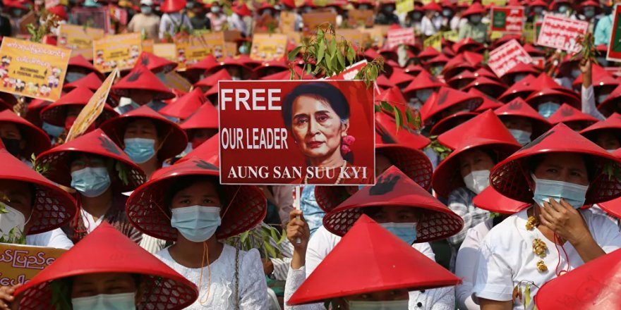 BM: Myanmar’daki askeri darbe karşıtı protestolarda en az 18 kişi öldürüldü