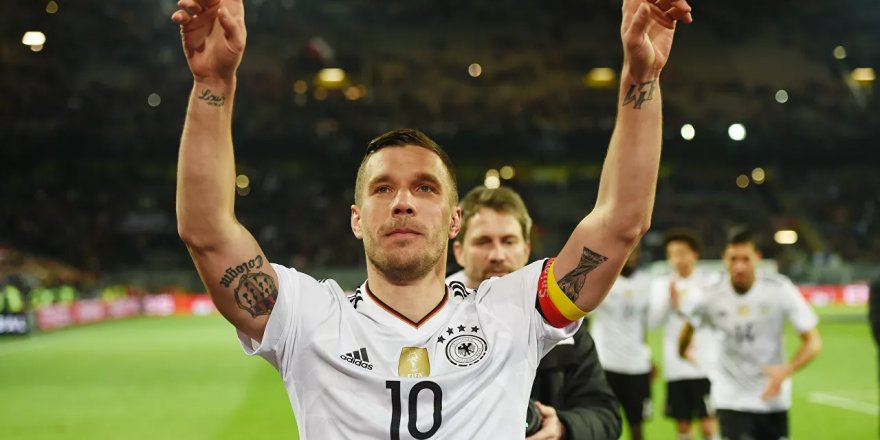 Lukas Podolski: Fatih Terim, gerekli saygıyı görmedi