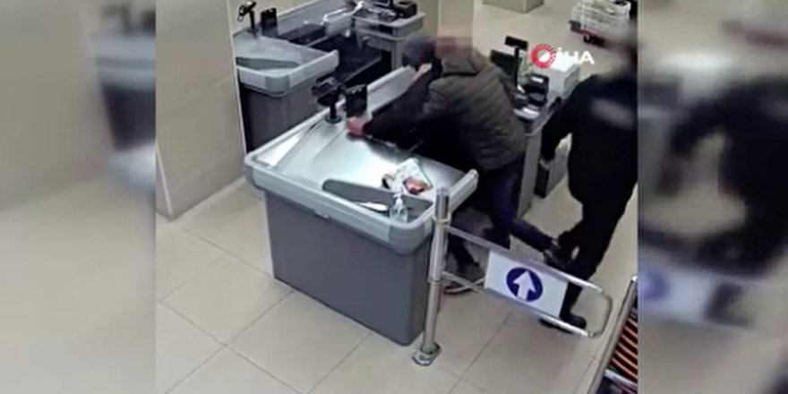 İspanya'da izinli polis marketteki soygunu önledi
