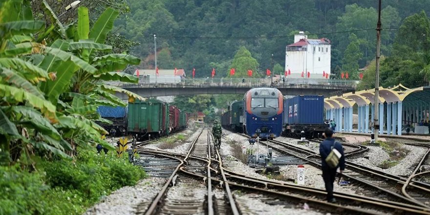 Belarus, Litvanya'dan demiryolu ile gelen ürünlerin transitini yasakladı