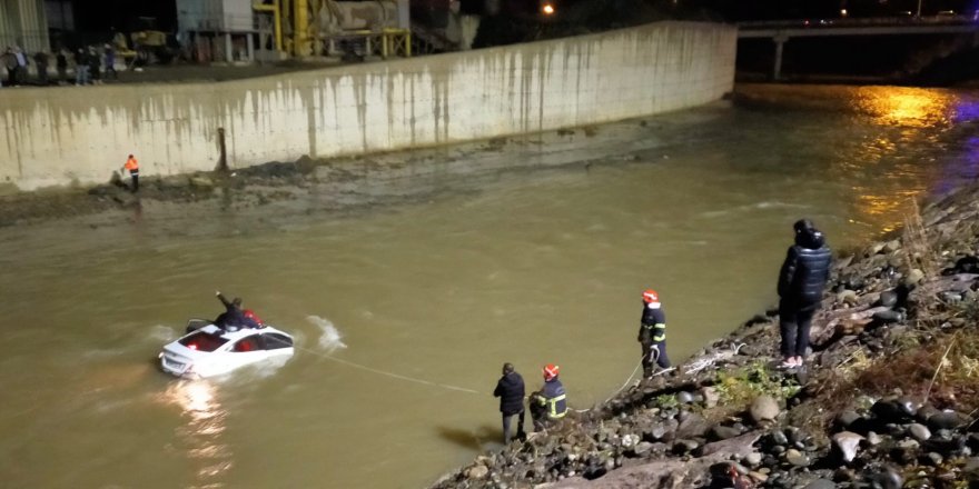 Giresun’da dereye uçan aracın sürücüsü alkollü çıktı