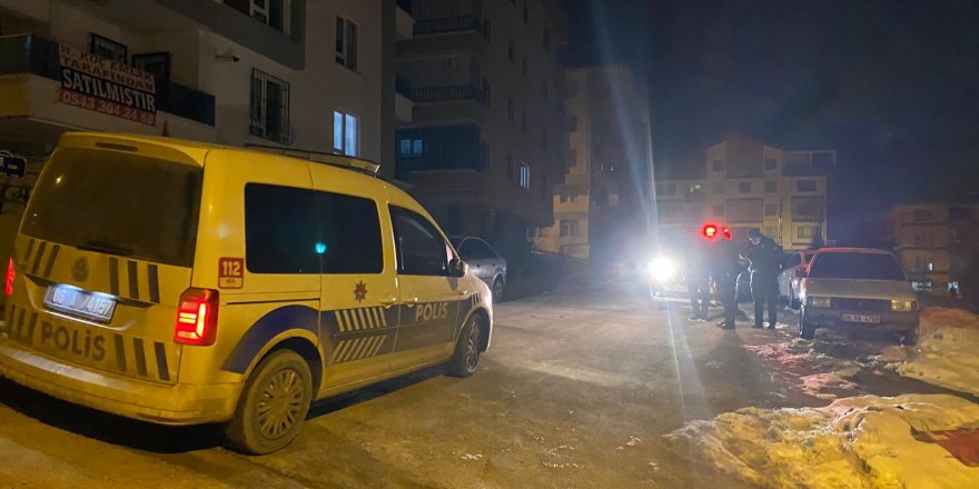 Ankara’da bir kişi "eski kız arkadaşıyla" görüşen kişiyi silahla sırtından vurdu