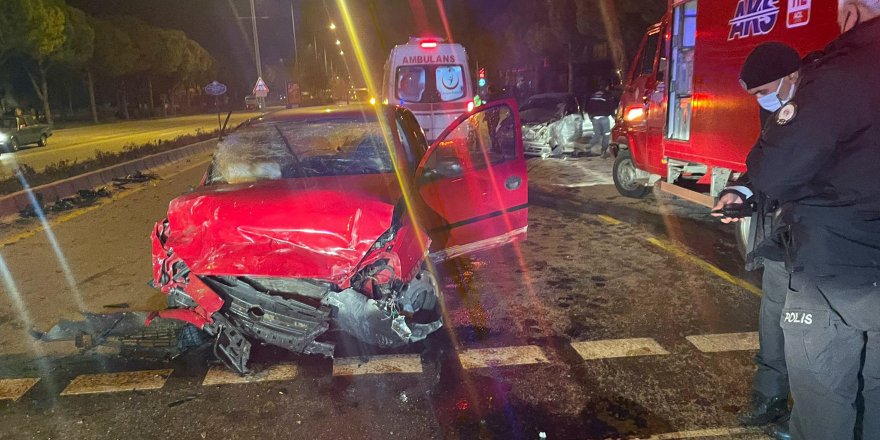 Menteşe'de trafik kazası; 3 yaralı