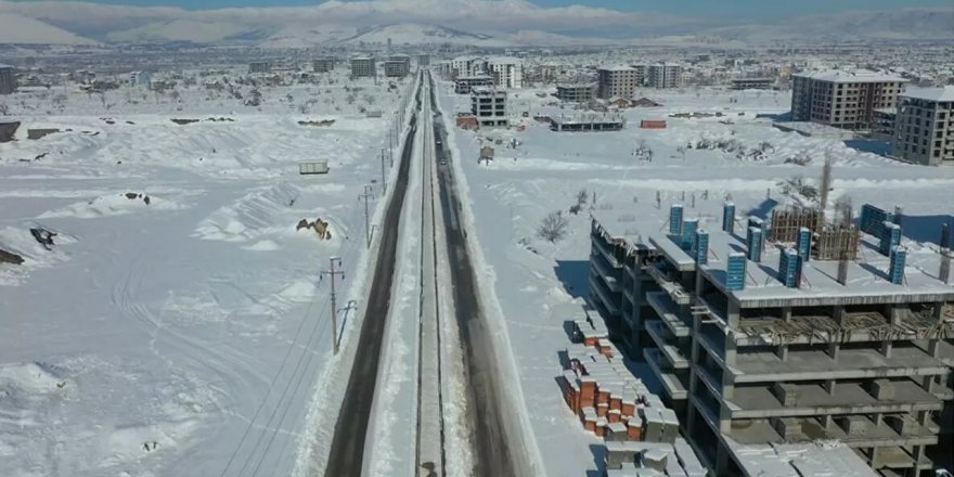 70 yaşındaki adam donarak ölmüştü: Valilik 'sobanın kurulu olduğunu ama kullanılmadığını' açıkladı