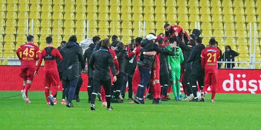 Fenerbahçe havlu attı