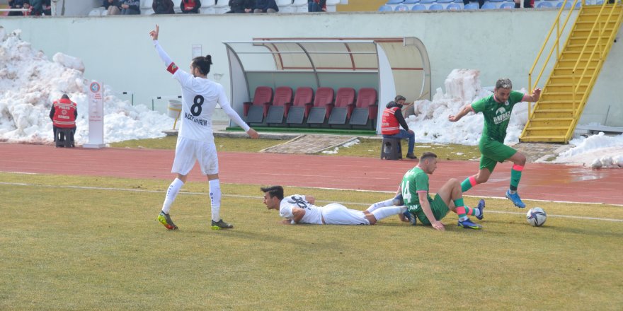 Isparta 32 Spor: 2 - Akhisarspor: 1