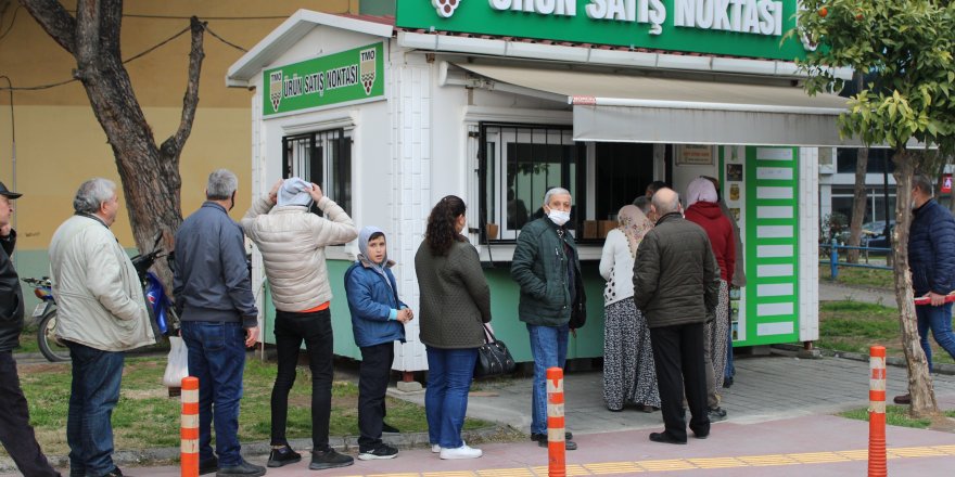 Aydınlı vatandaşlar, TMO ürün satış noktalarına akın etti