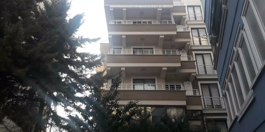 Yalova'da 27 yaşındaki stajyer avukat altıncı kattan atladı