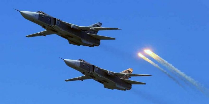Ukrayna'daki ayrılıkçı Luhansk yönetimi: "Ukrayna'ya ait 2 adet Su-24 savaş uçağını düşürdük"