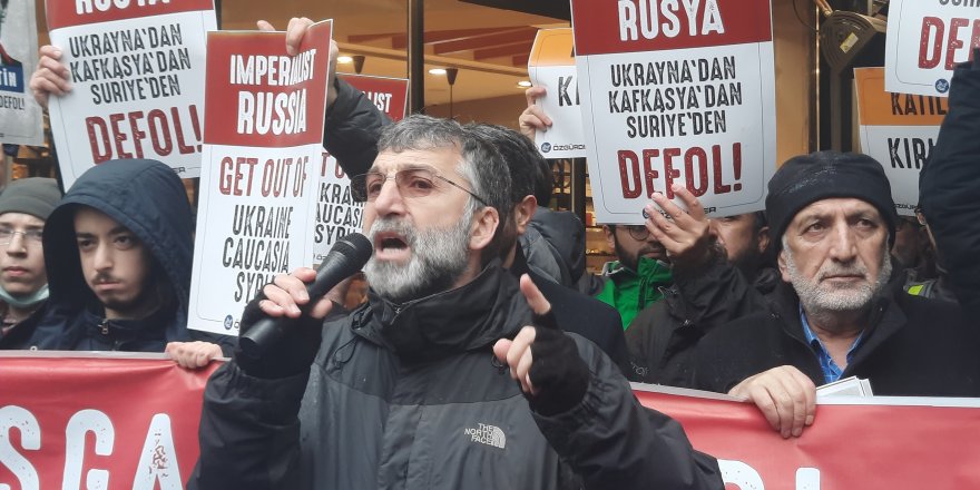 İstanbul’da Rusya Başkonsolosluğu önünde Ukrayna için gösteri